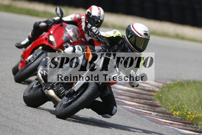 /27 12.06.2025 Ducati Schweiz Trackday Warmup  ADR/gruen-vert/ohne